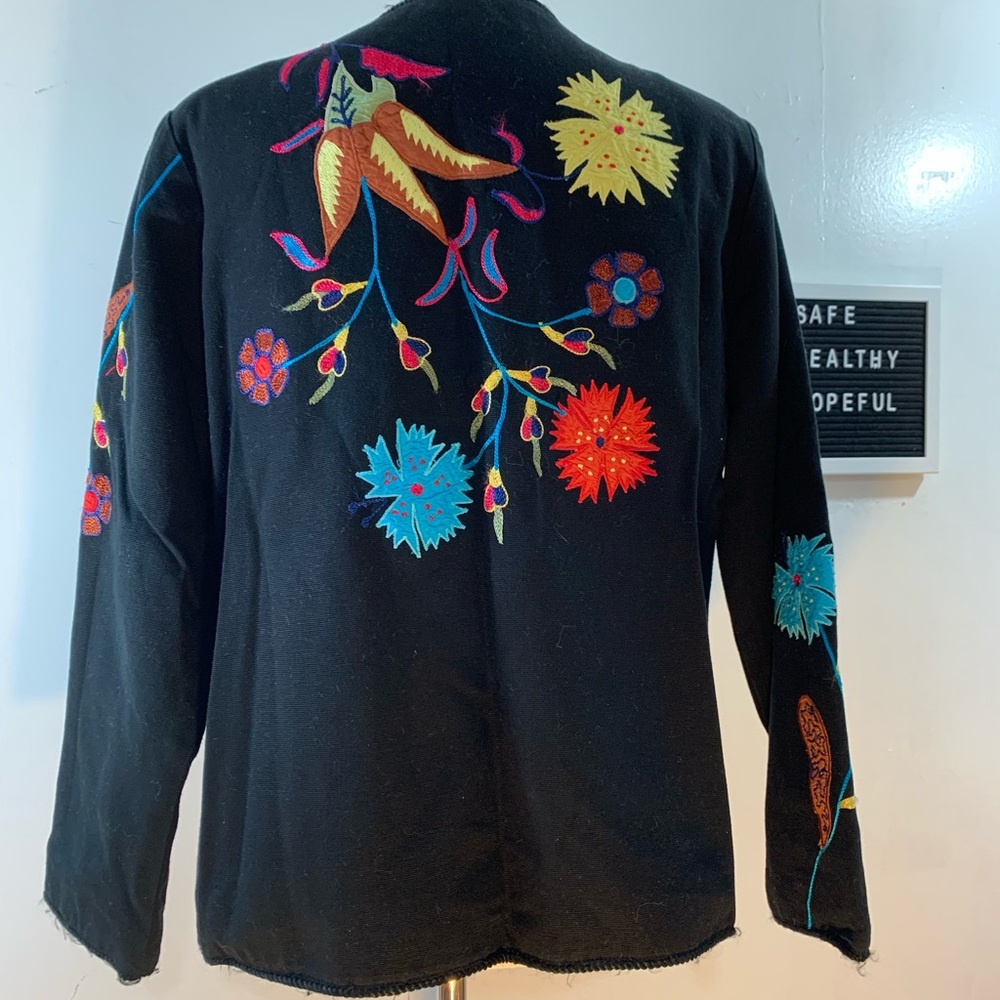 Alex Kim Vintage Hippie Black Colorful Floral Embroidered Shirt Jacket - Picture 7 of 9